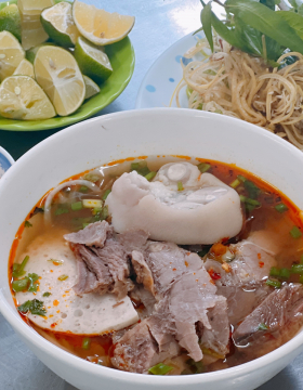 Bún Bò - Tô Đặc Biệt